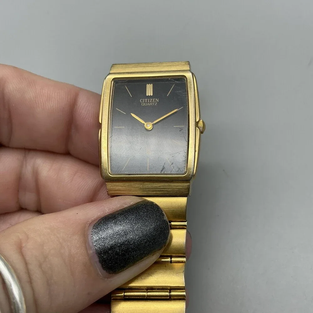 Vintage Citizen 6020 Mens Watch 25mm Black Dial Gold Tone Bracelet For Parts